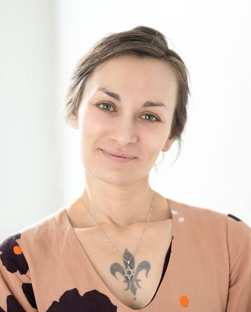 Autistic counsellor offering support for emotional numbness in adults